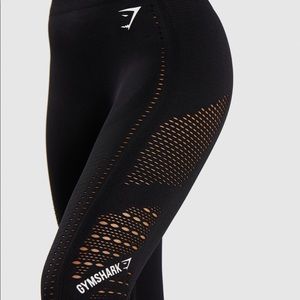 NWT Gymshark Flawless leggings